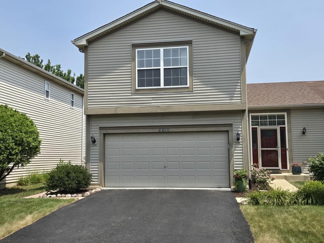 2210 Henning Pl., Plainfield, IL 60586