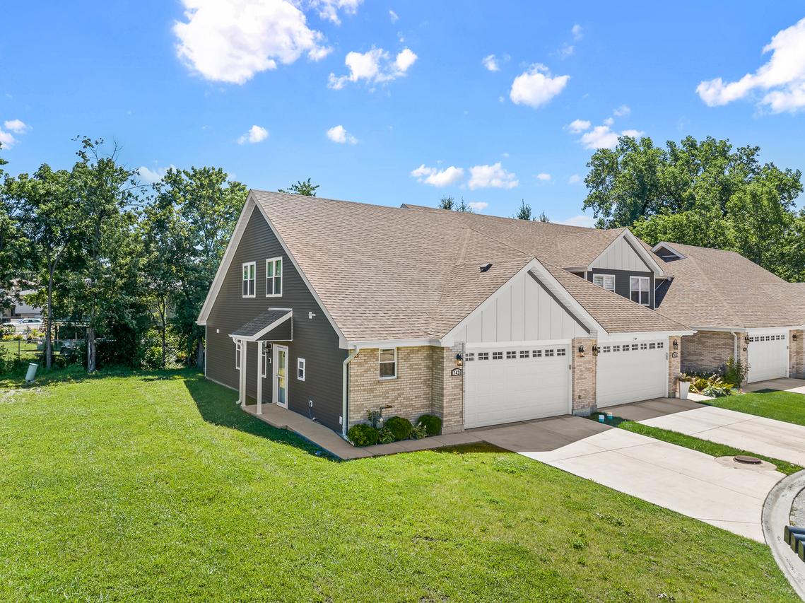 7428 Covington Dr., Justice, IL 60458