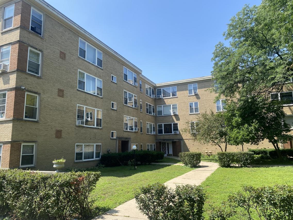 6104 N Winchester Ave. #GC, Chicago, IL 60660