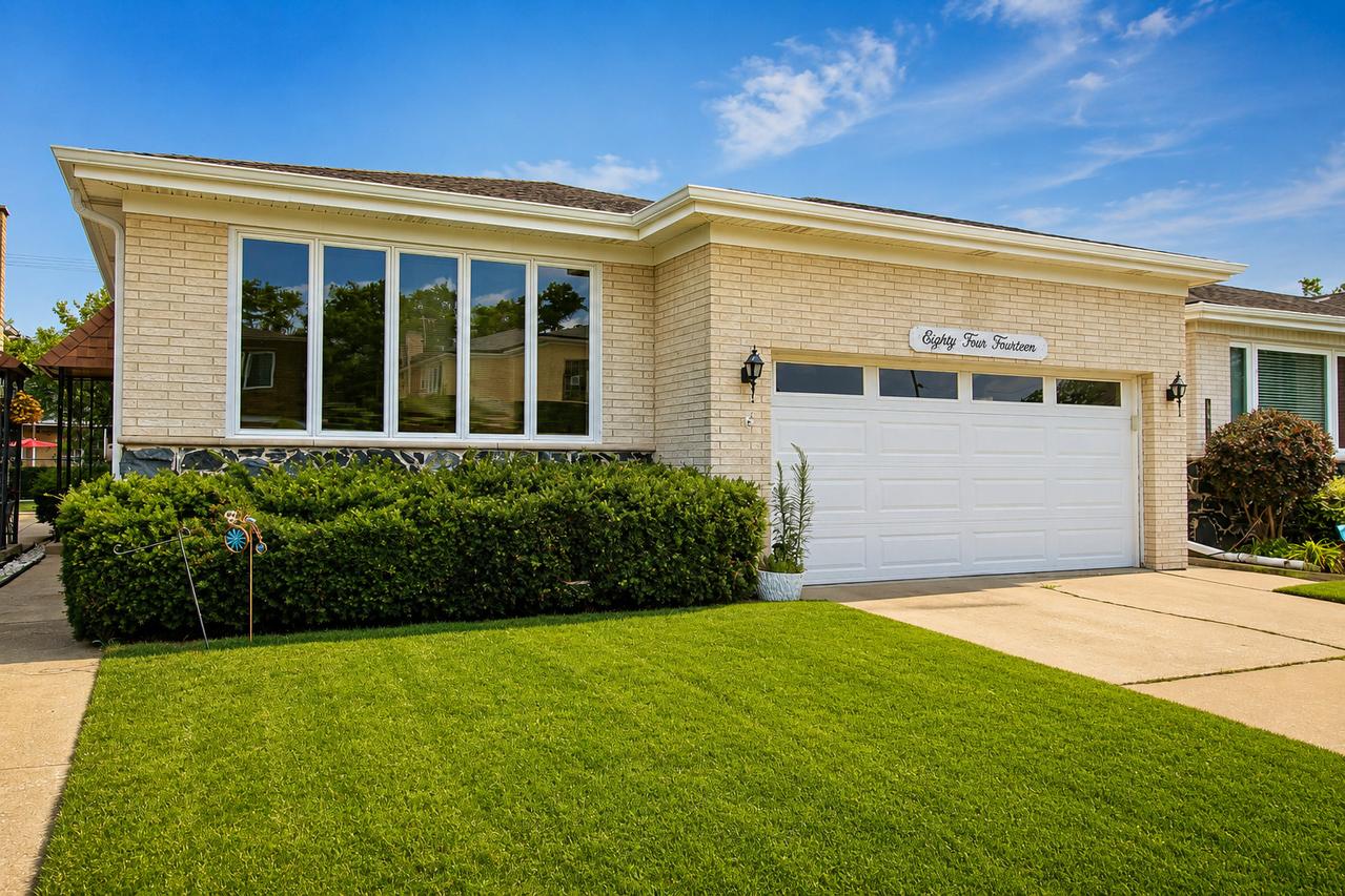 8414 W Brodman Ave., Chicago, IL 60656