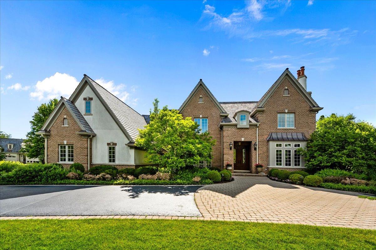 1690 Tallgrass Ln., Lake Forest, IL 60045