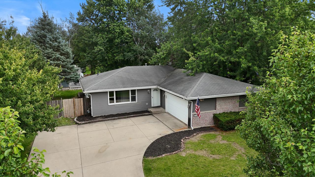 754 Longlane Rd., New Lenox, IL 60451
