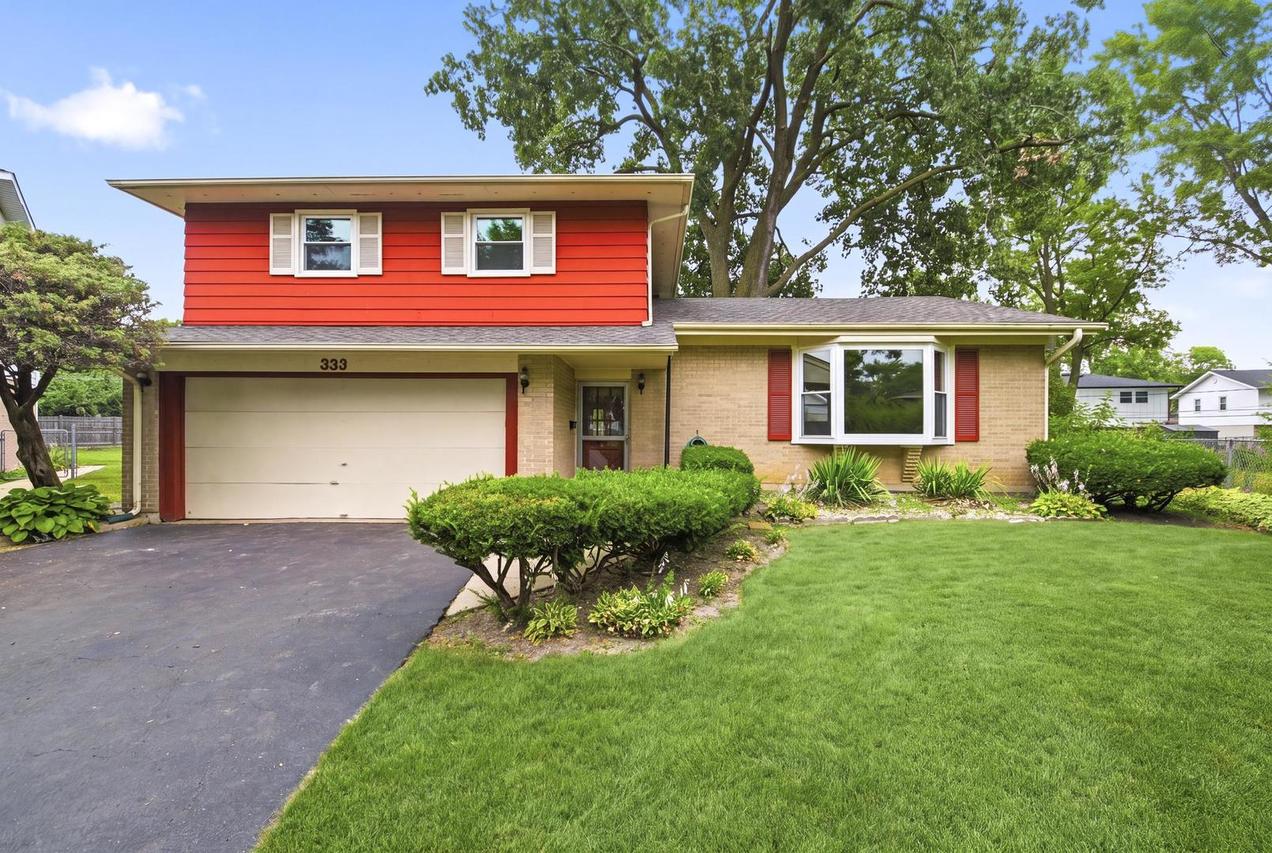 333 Beau Dr., Des Plaines, IL 60016