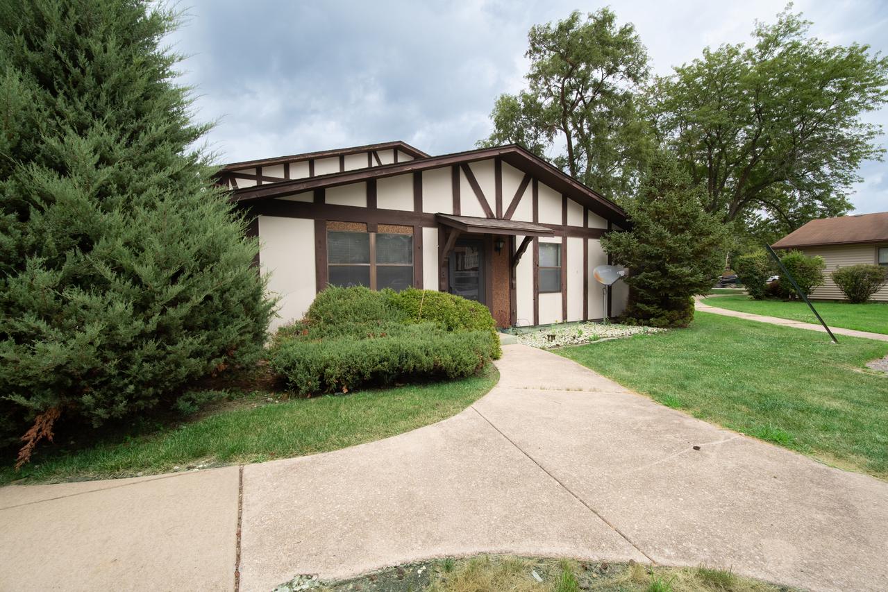 4125 191st Pl. #3, Country Club Hills, IL 60478