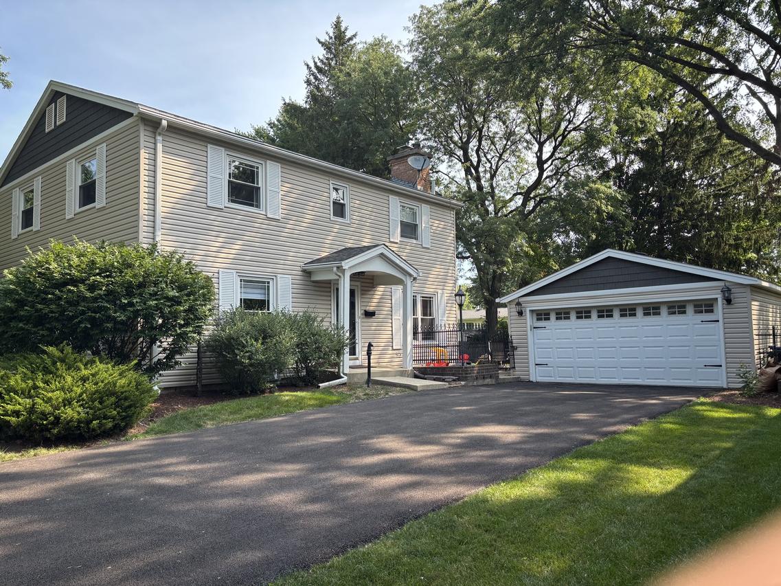 1408 Killdeer Dr., Naperville, IL 60565