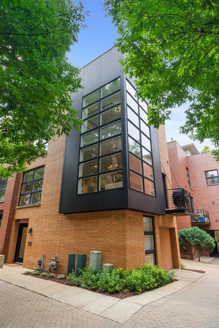 2024 W Willow St. #B, Chicago, IL 60647