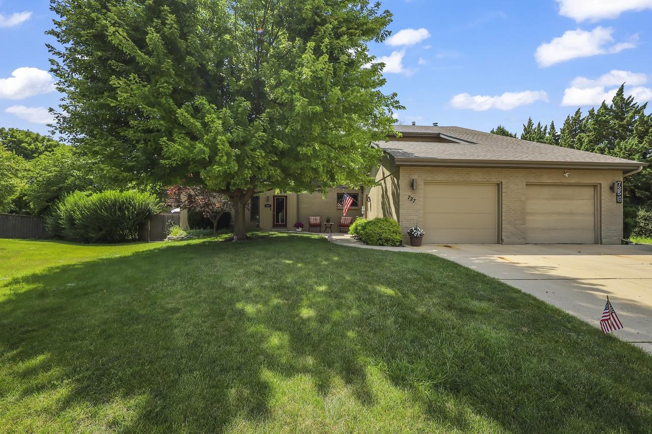 727 S Raven Rd., Shorewood, IL 60404