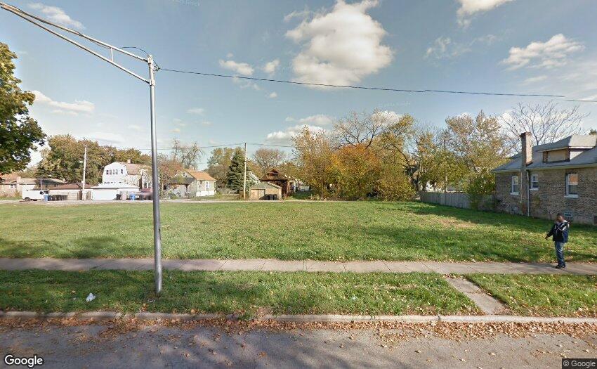 6415 S Hamilton Ave., Chicago, IL 60636