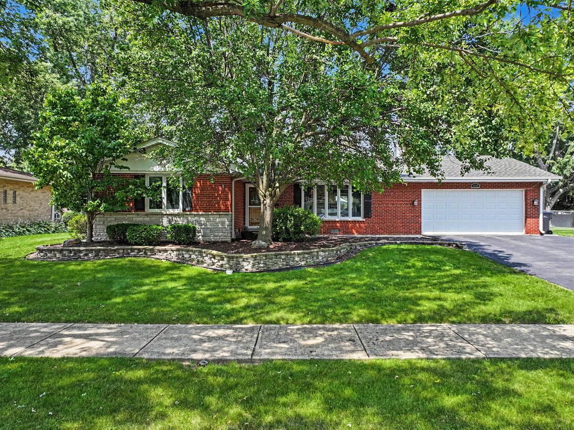 8616 W 144th. St., Orland Park, IL 60462