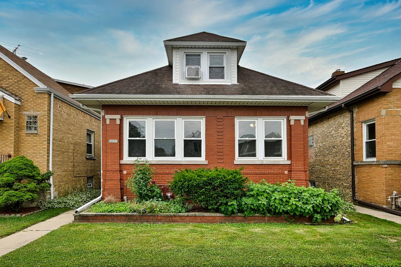 6651 W Imlay St., Chicago, IL 60631