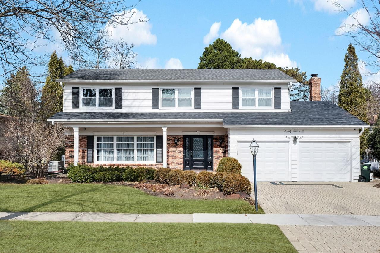 24 W Berkley Dr., Arlington Heights, IL 60004