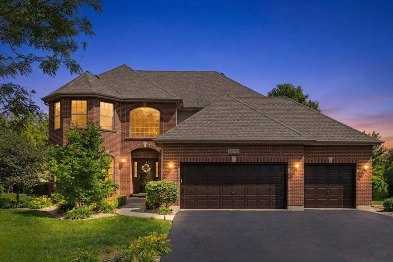 26643 Lindengate Cir., Plainfield, IL 60585