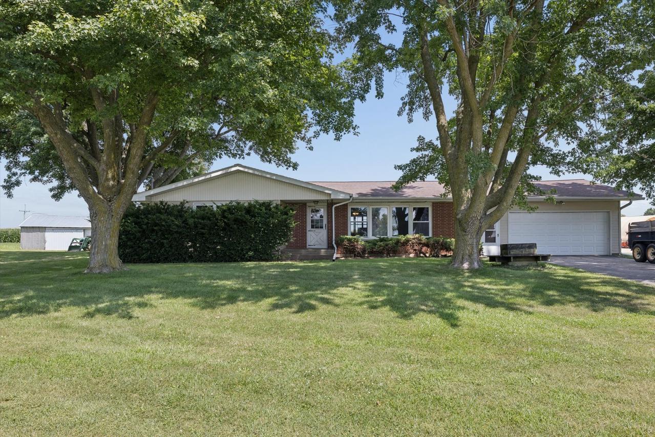 6070 Garden Plain Rd., Fulton, IL 61252