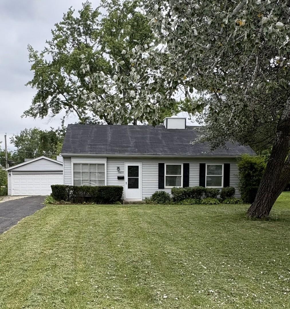 3420 Greenbriar Dr., Glenview, IL 60025