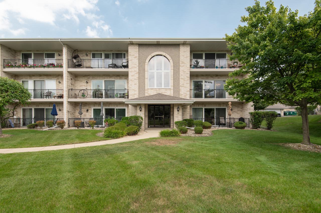 11113 Wisconsin Ct. #2D, Orland Park, IL 60467