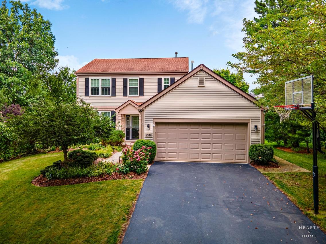 2346 Woodside Ct., Carpentersville, IL 60110