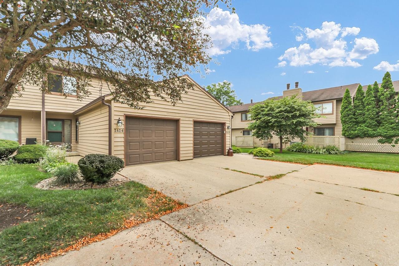 2426 Morrissey Park Dr., Champaign, IL 61821
