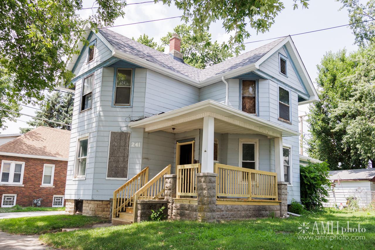 241 W Hickory St., Kankakee, IL 60901