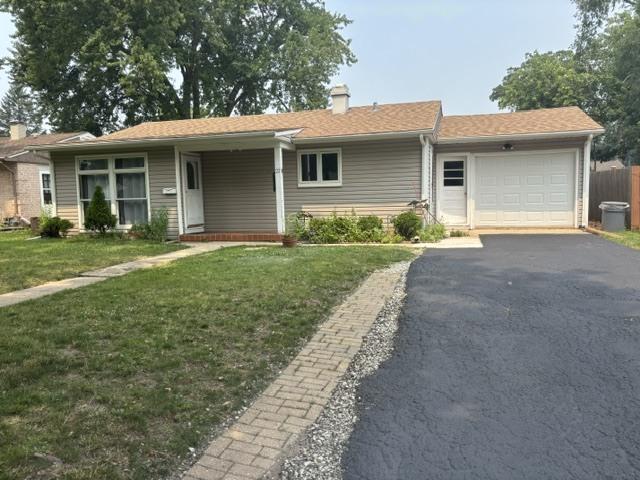 22 Meadowlark Ln., Carpentersville, IL 60110