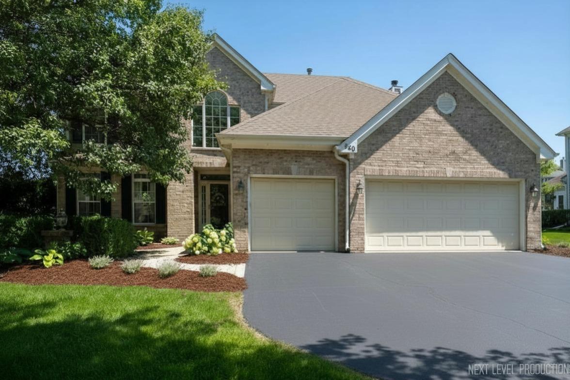 940 Hodge Ln., Batavia, IL 60510