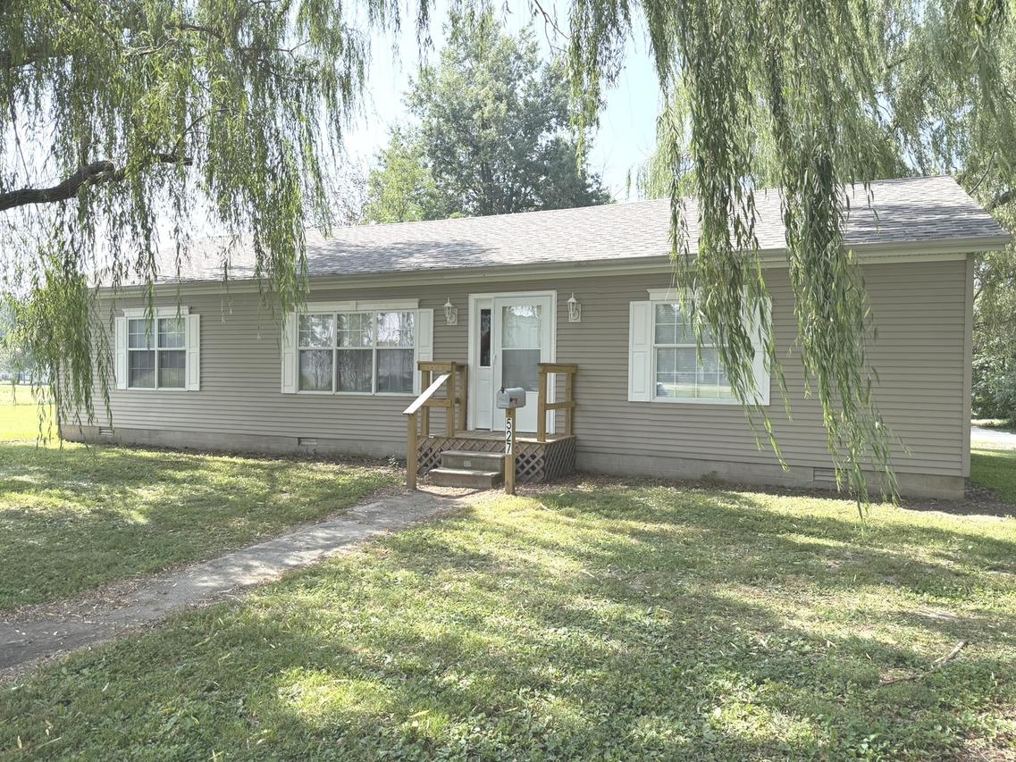 527 W 6th St., Centralia, IL 62801