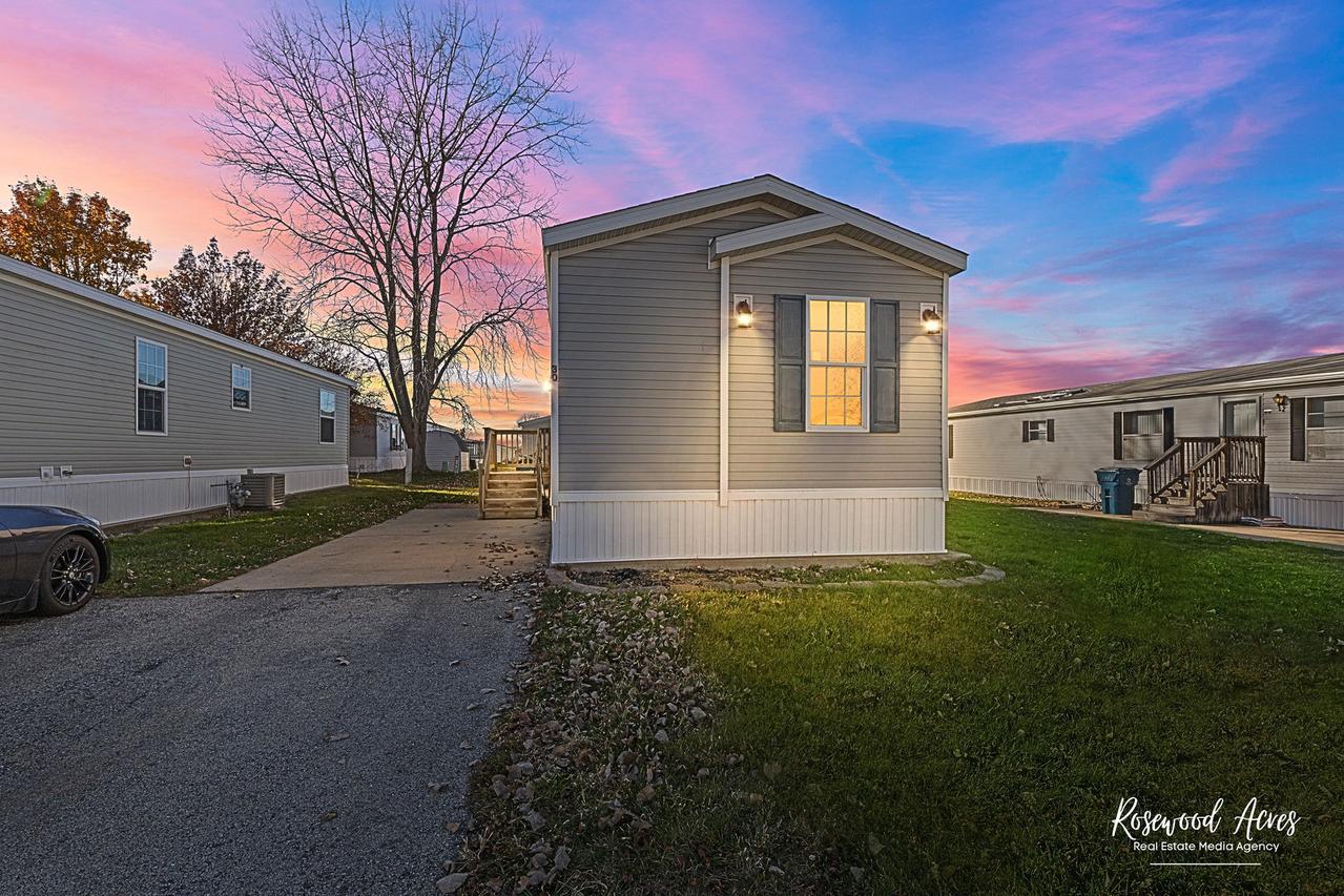 30 Saint Michaels Dr., Bourbonnais, IL 60914