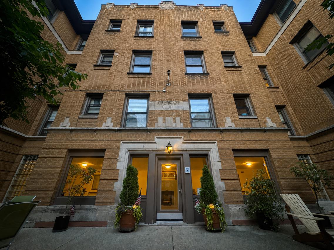 7715 N Hermitage Ave. #3F, Chicago, IL 60626