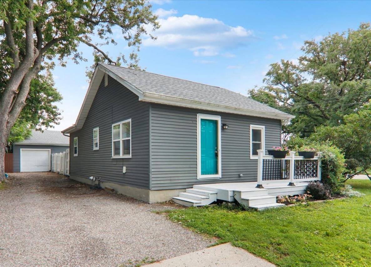 220 S Coolidge St., Normal, IL 61761