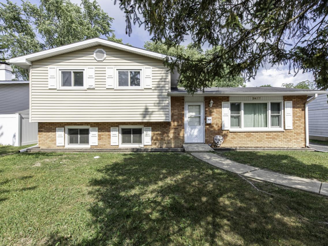 2417 Metropolitan Ave., Waukegan, IL 60087