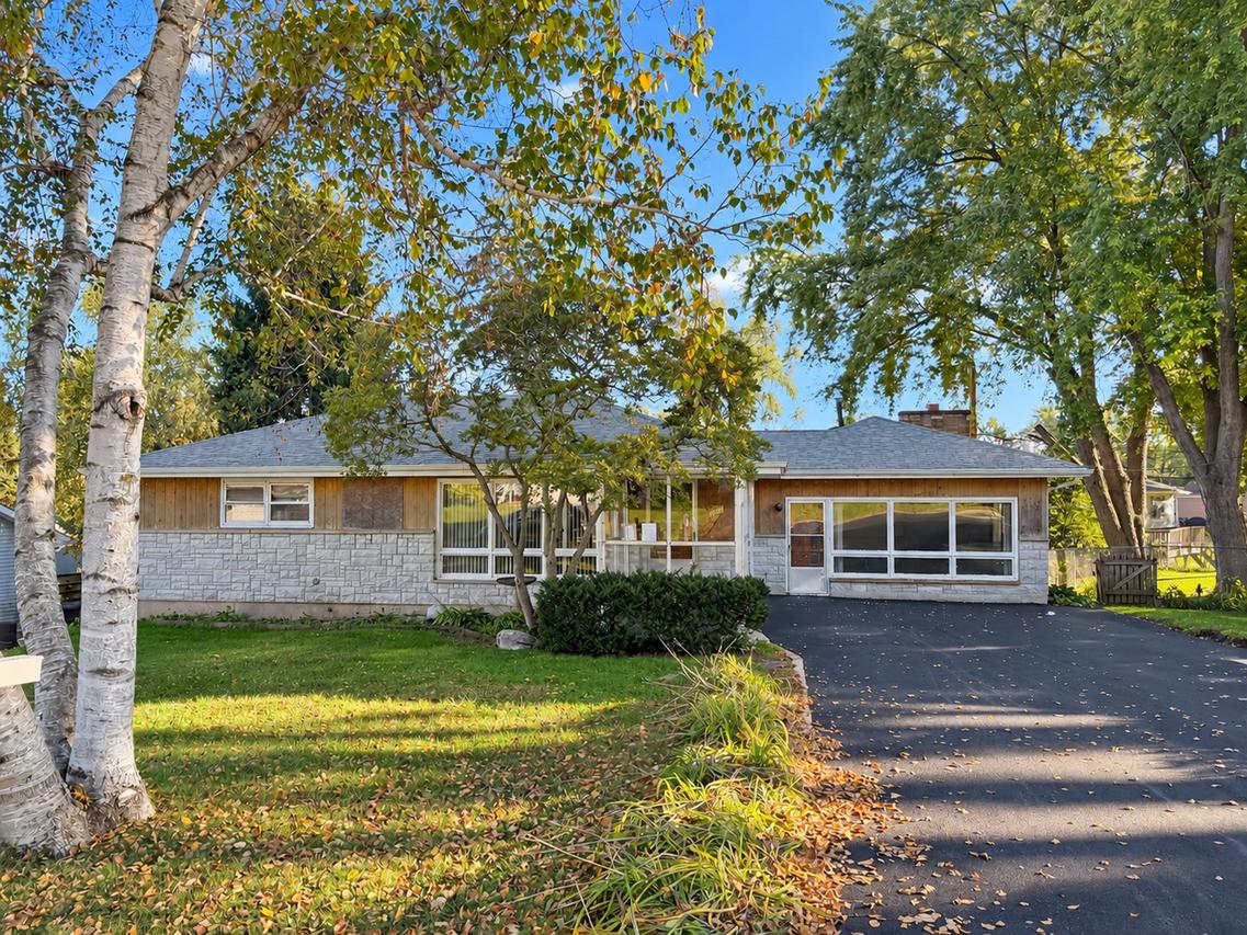 1401 Channel Beach Ave., Johnsburg, IL 60051