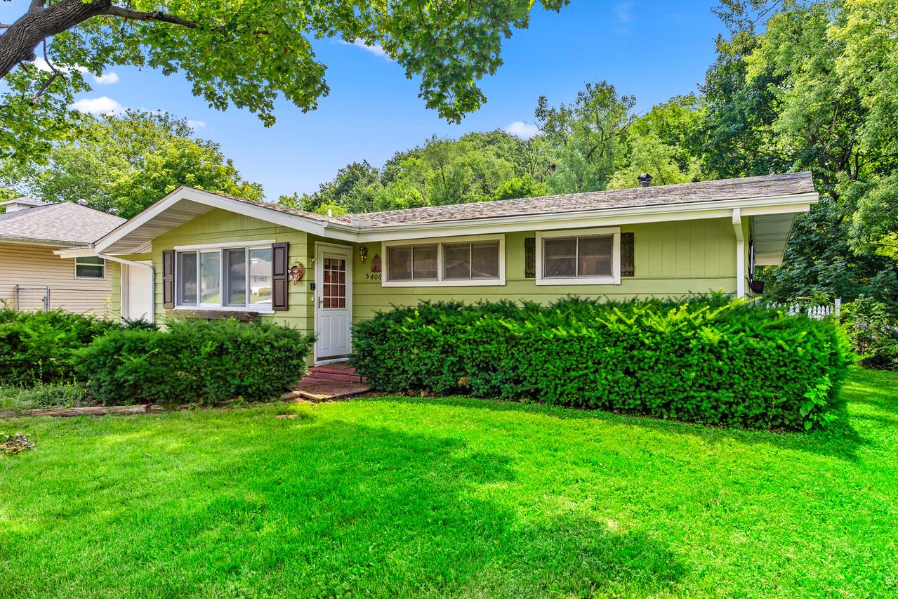 5406 N Longwood Dr., Peoria, IL 61614