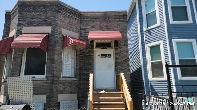 6712 S Eberhart Ave., Chicago, IL 60637
