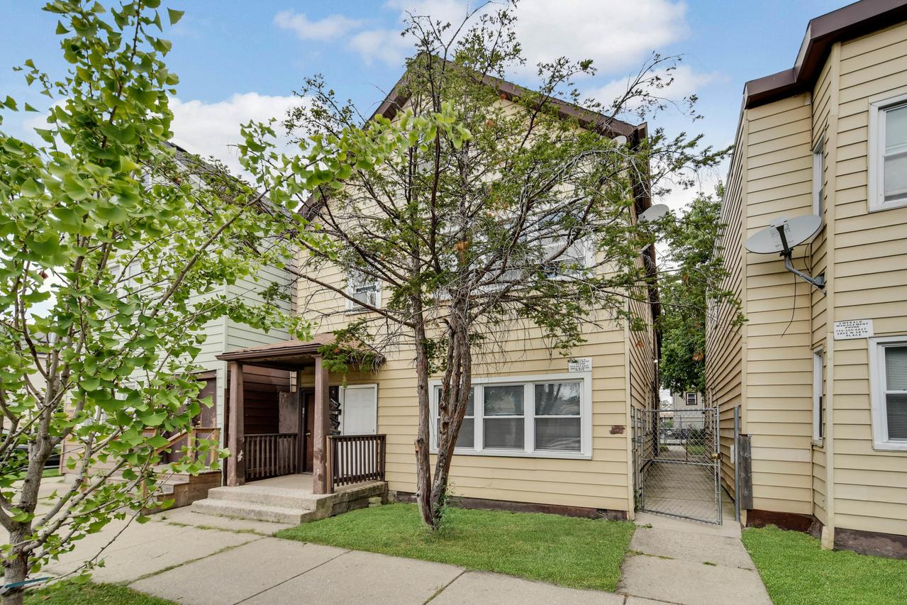 2856 W 38th Pl., Chicago, IL 60632