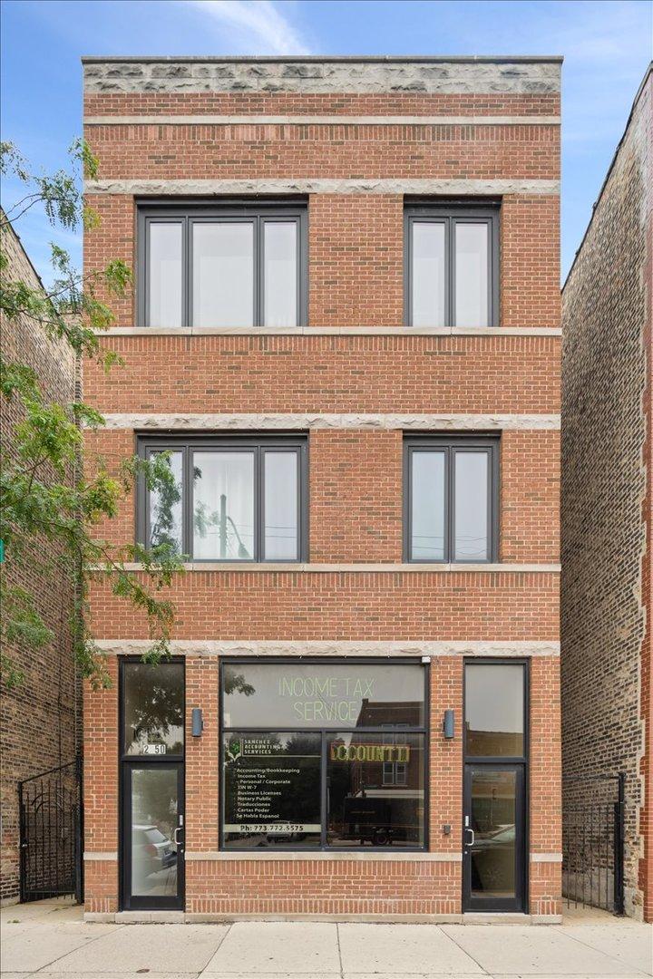 2050 N Western Ave. #3W, Chicago, IL 60647
