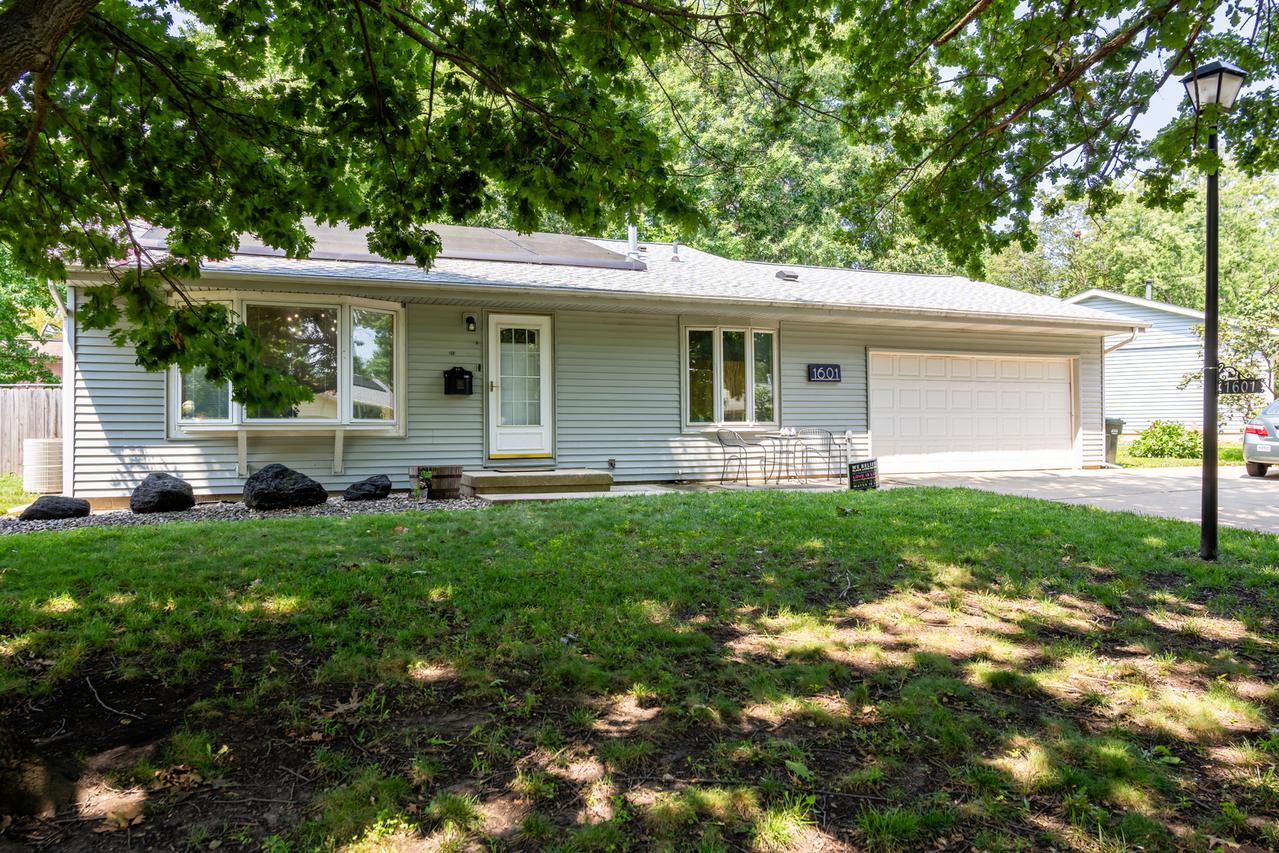 1601 Rutledge Dr., Urbana, IL 61802