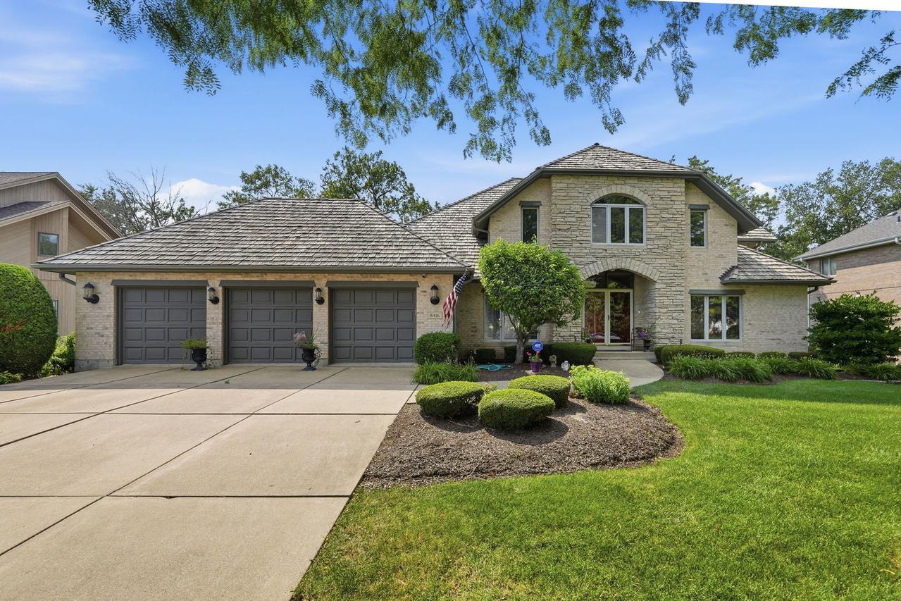 8416 Evergreen Ln., Darien, IL 60561
