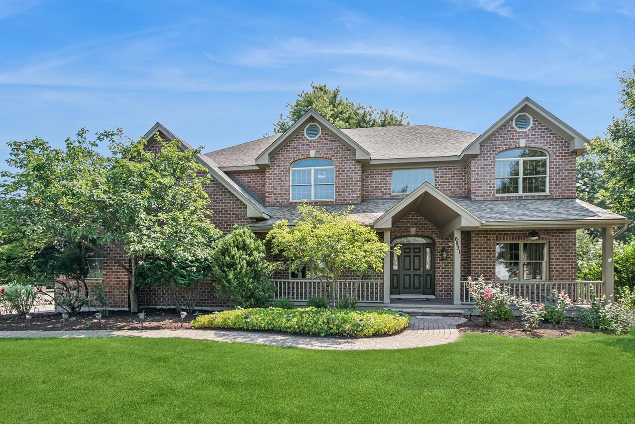 6831 Sunset Ave., Countryside, IL 60525