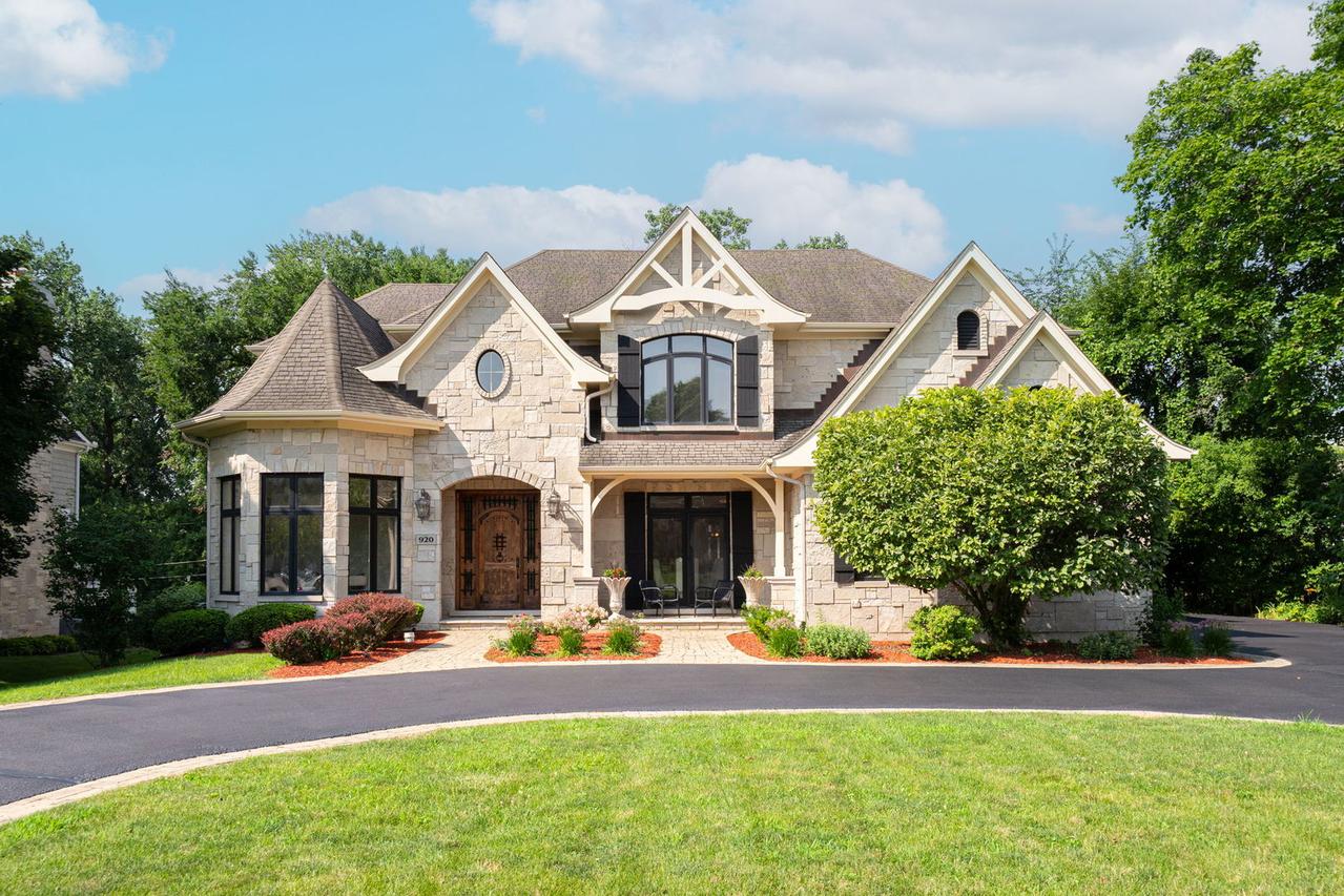 920 Raleigh Rd., Glenview, IL 60025