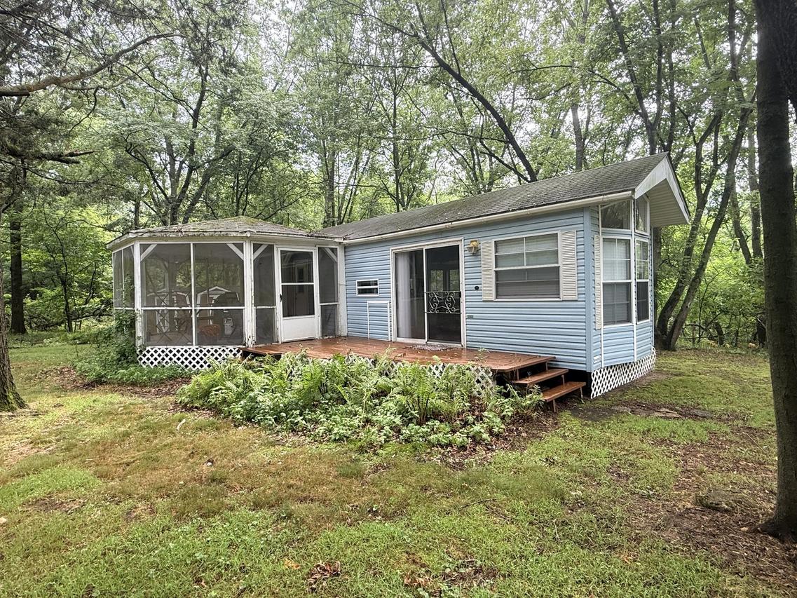 26-127/128 Woodhaven Lakes, Sublette, IL 61367