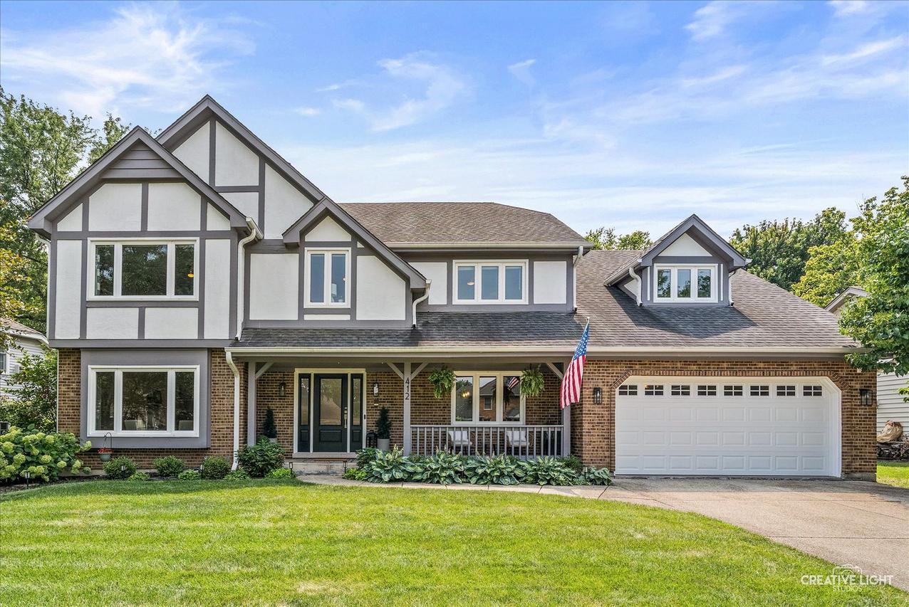 412 Flock Ave., Naperville, IL 60565