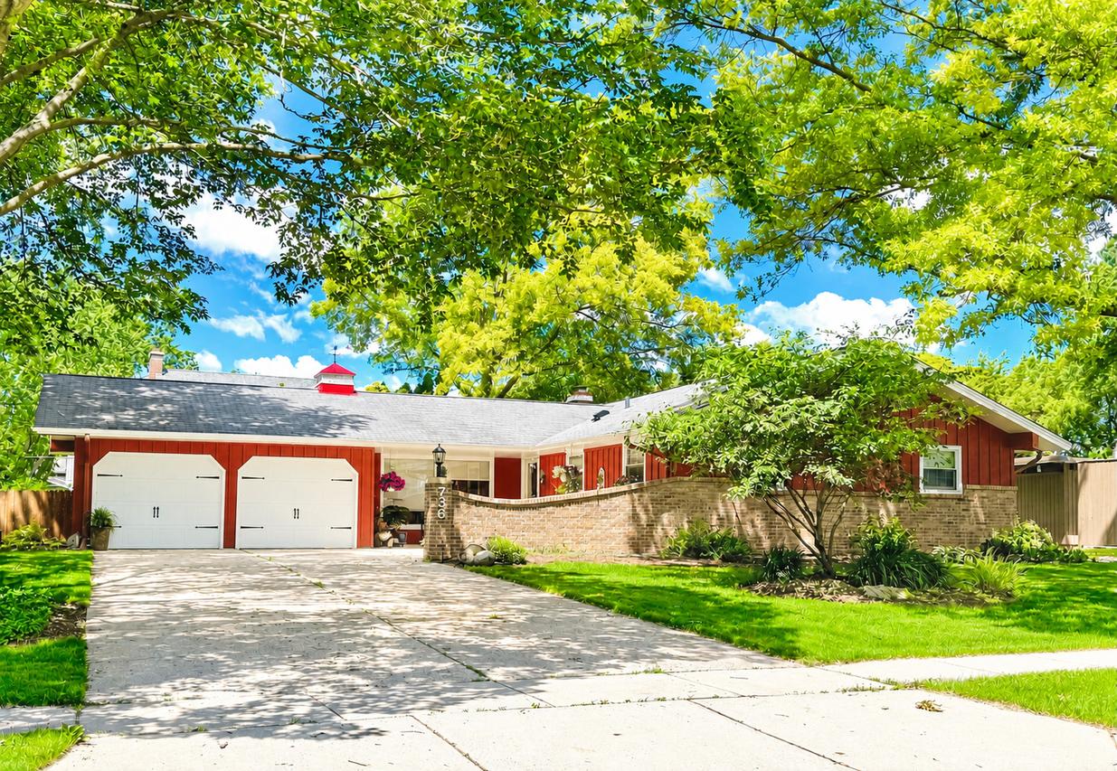 736 Deborah Ave., Elgin, IL 60123