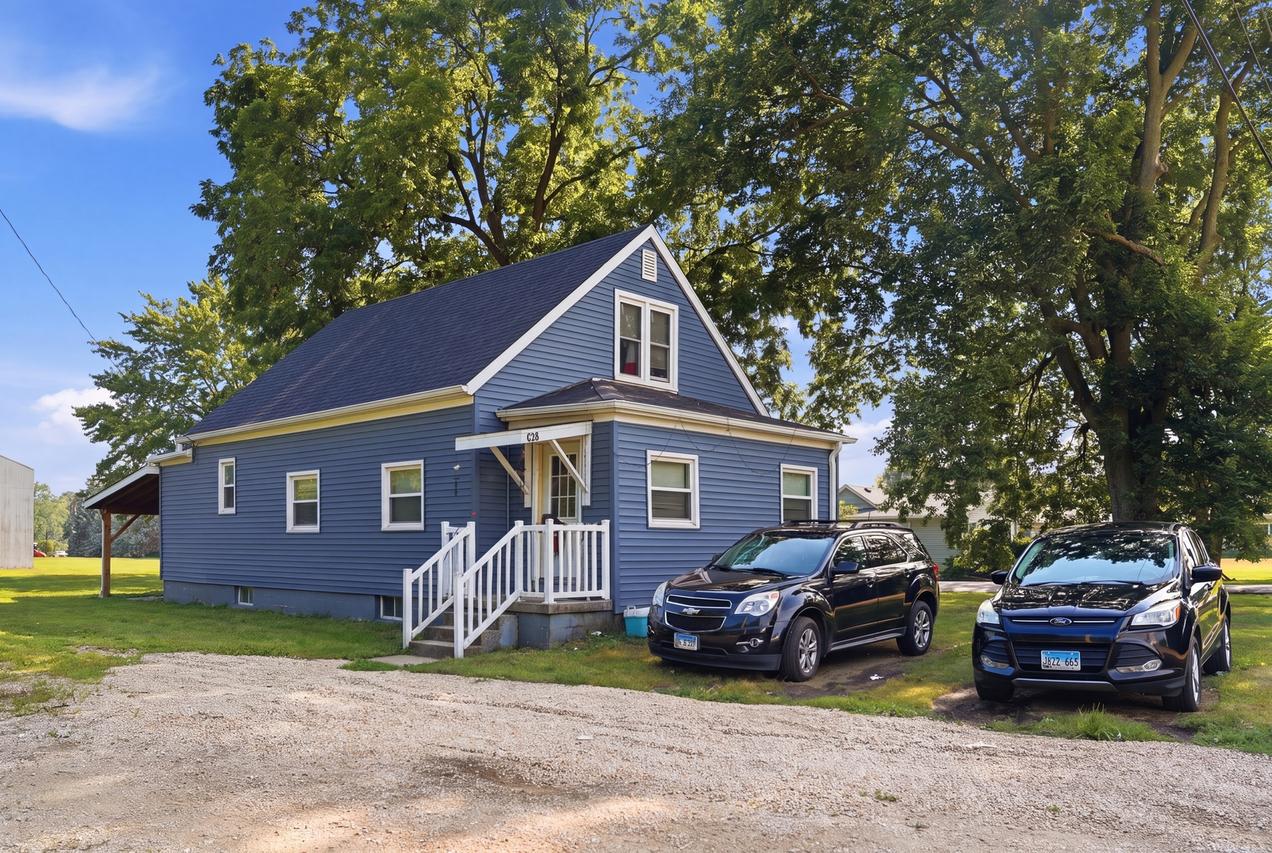 608 E 10th St., Rock Falls, IL 61071
