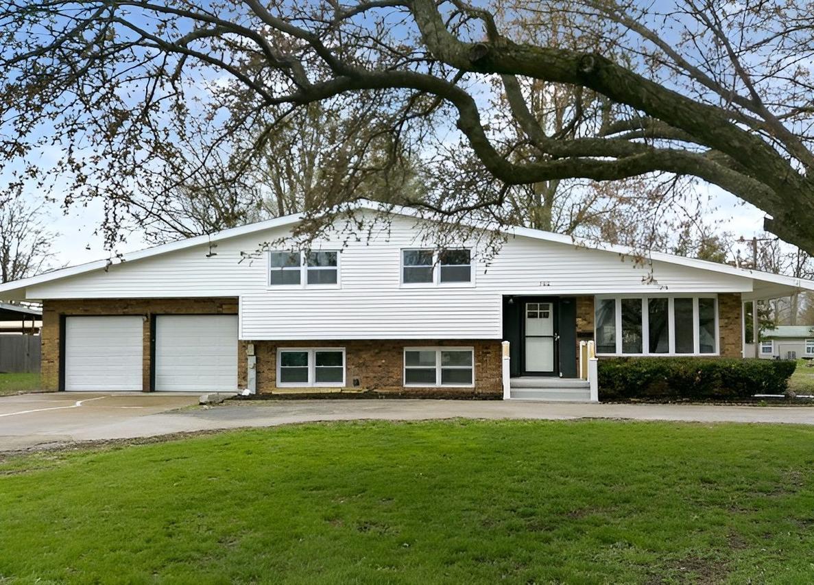 702 S Main St., Homer, IL 61849