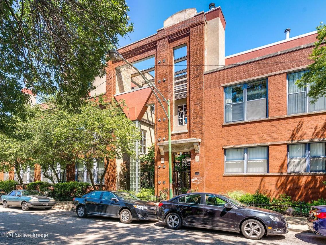 525 N Ada St. #23, Chicago, IL 60642