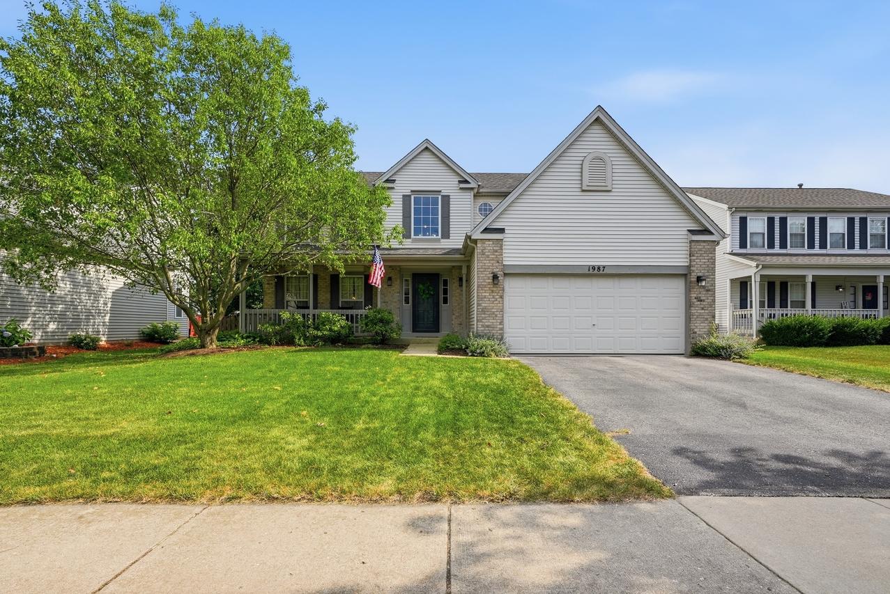 1987 Wedgeport Cir., Romeoville, IL 60446