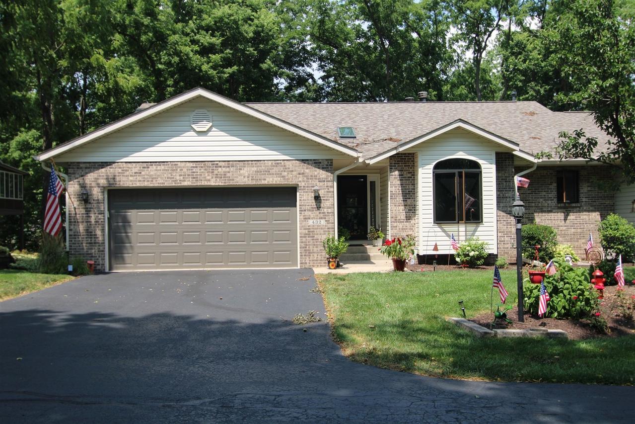 432 Village Wood Ln. #1, Rockton, IL 61072