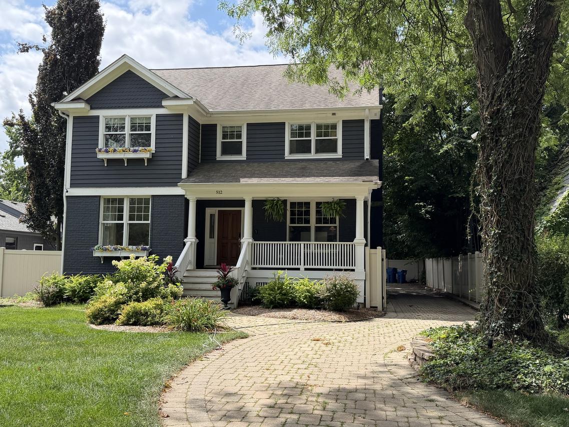 512 The Lane, Hinsdale, IL 60521