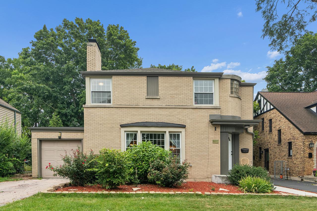 2229 Macdonald Ln., Flossmoor, IL 60422