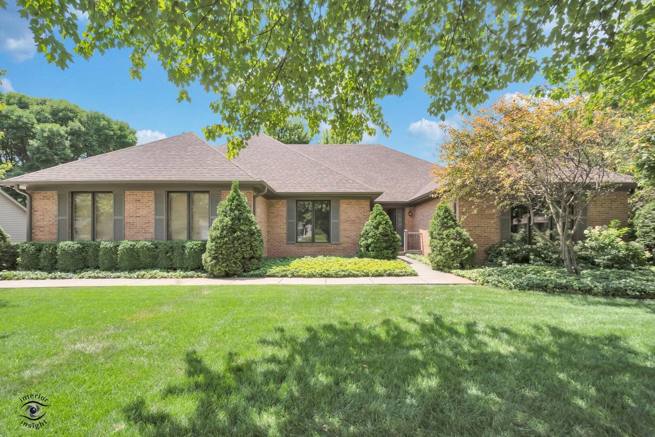 24123 Brancaster Dr., Naperville, IL 60564