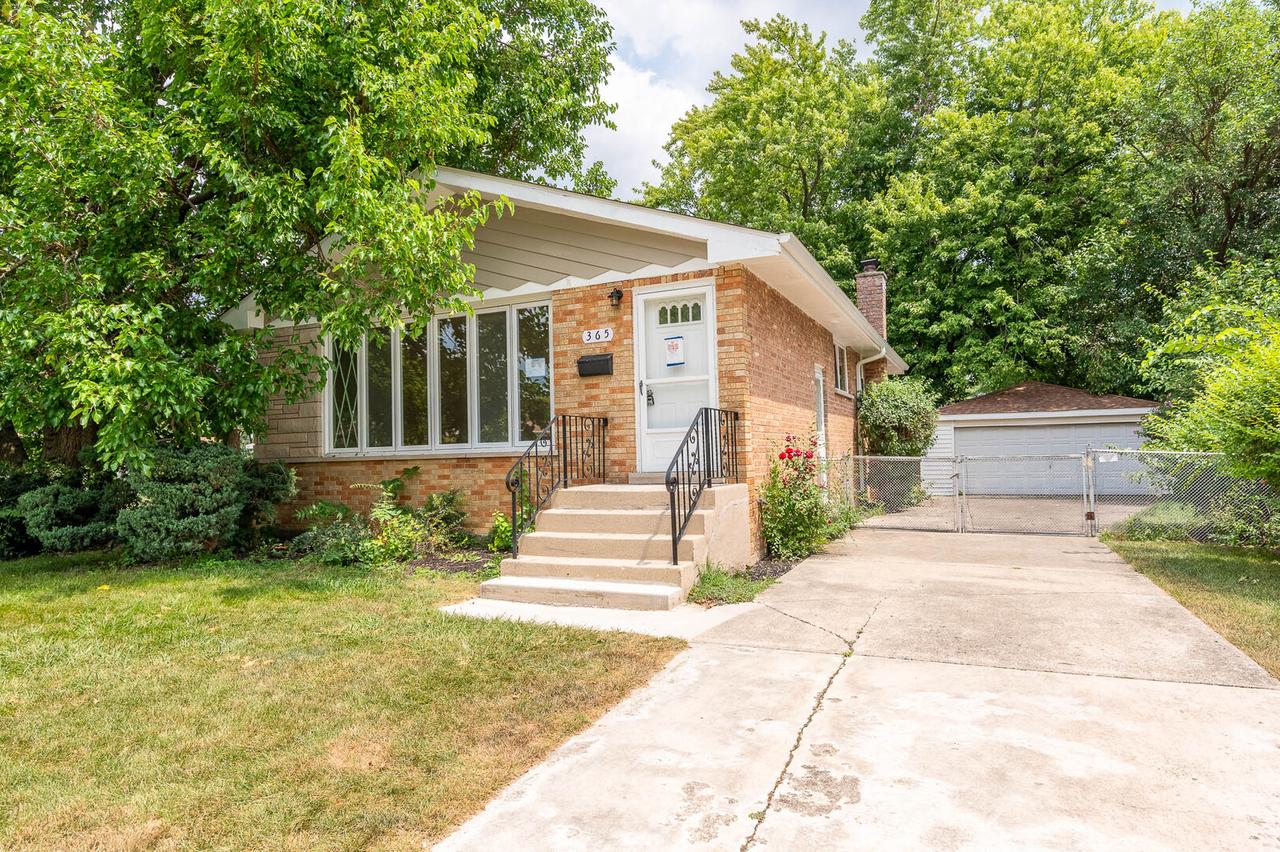 365 Serena Dr., Chicago Heights, IL 60411